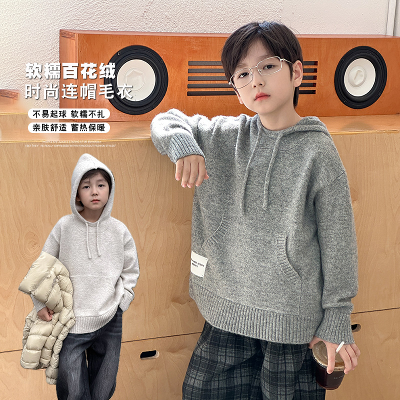 儿童冬加厚百花绒贴标毛衣男女童帅气毛绒保暖连帽针织衫