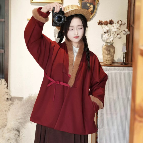 2026新款秋冬季弓袋袖外套交领汉服女上衣红色系带日常新中式古装