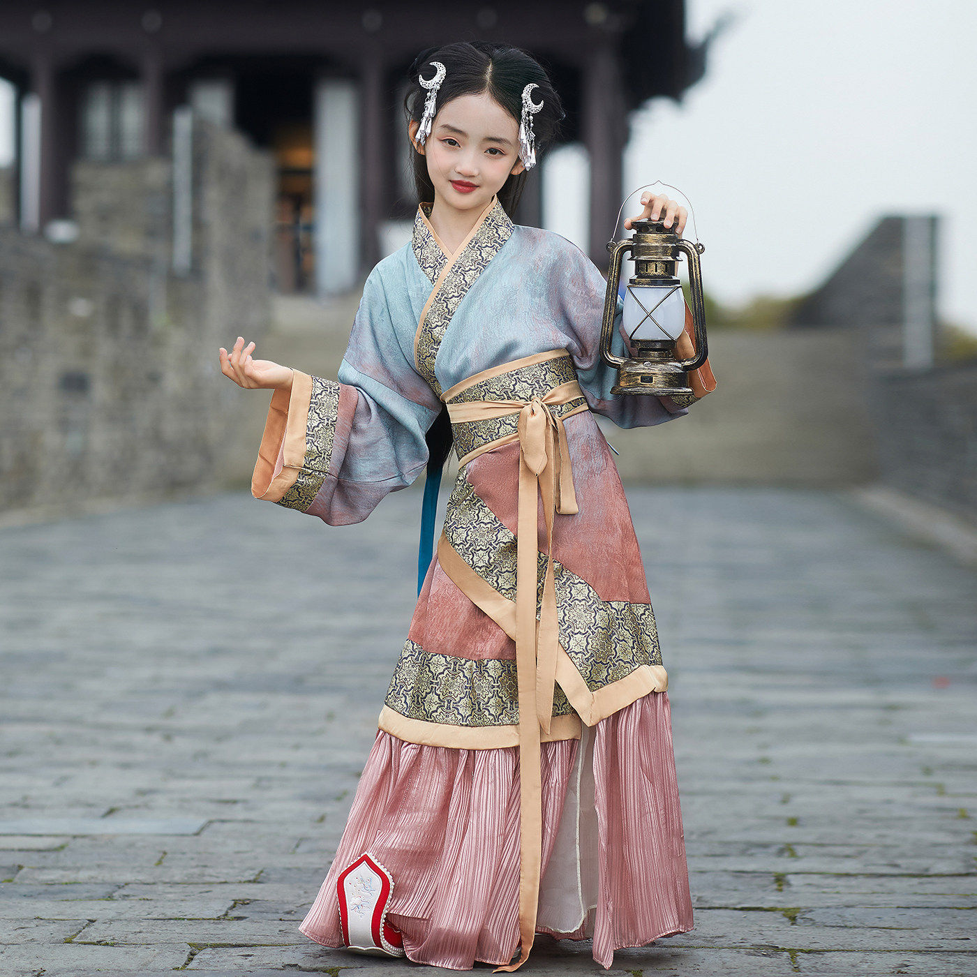 原创女童汉服2026新款秦汉曲裾交领中国风儿童古风古装