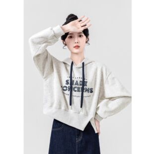 短款字母连帽卫衣女春秋2025新款不规则开叉美式宽松带帽套头上衣