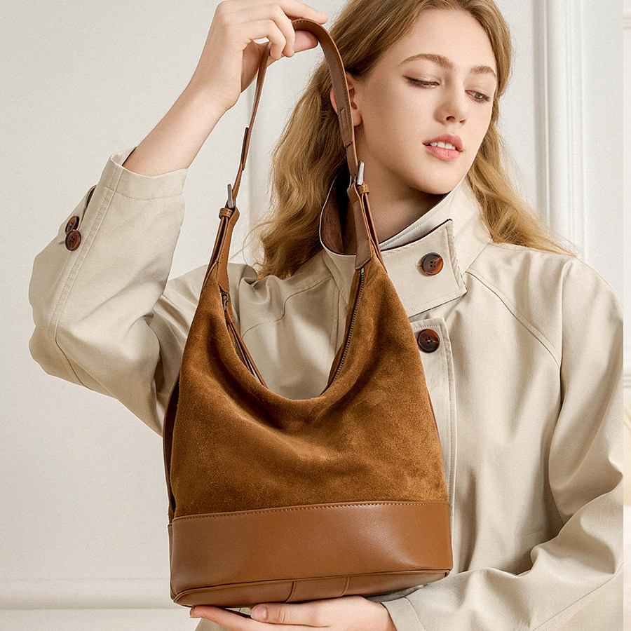 头层磨砂牛皮腋下单肩包2025新款欧美撞色真皮女包大容量水桶包潮,箱包皮具/热销女包/男包,水桶包,淘宝优惠券,粉丝福利购,淘宝优惠卷