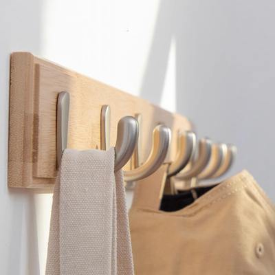 2025新款试衣间挂钩女服装店打孔固定壁挂门后挂架挂衣架更衣室墙