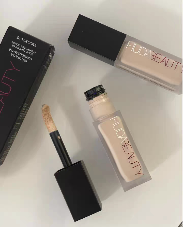 预*定 新版Huda Beauty高覆盖遮瑕液遮瑕膏 10ml 黑眼圈 斑点痘印