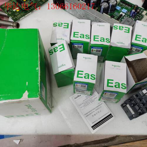 施耐德 LC1E80M5N   LC1N2510M5N小(请询价)