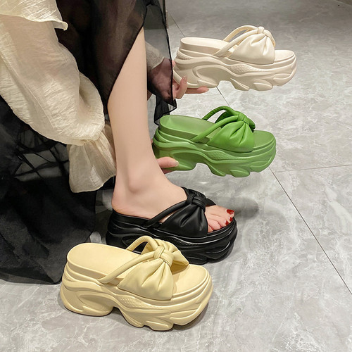 踩屎感厚底增高拖鞋简约凉拖鞋