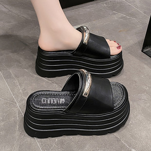 仙女风厚底拖鞋 外穿2025年夏季 新款 增高8cm小个子松糕凉拖_ 女时尚