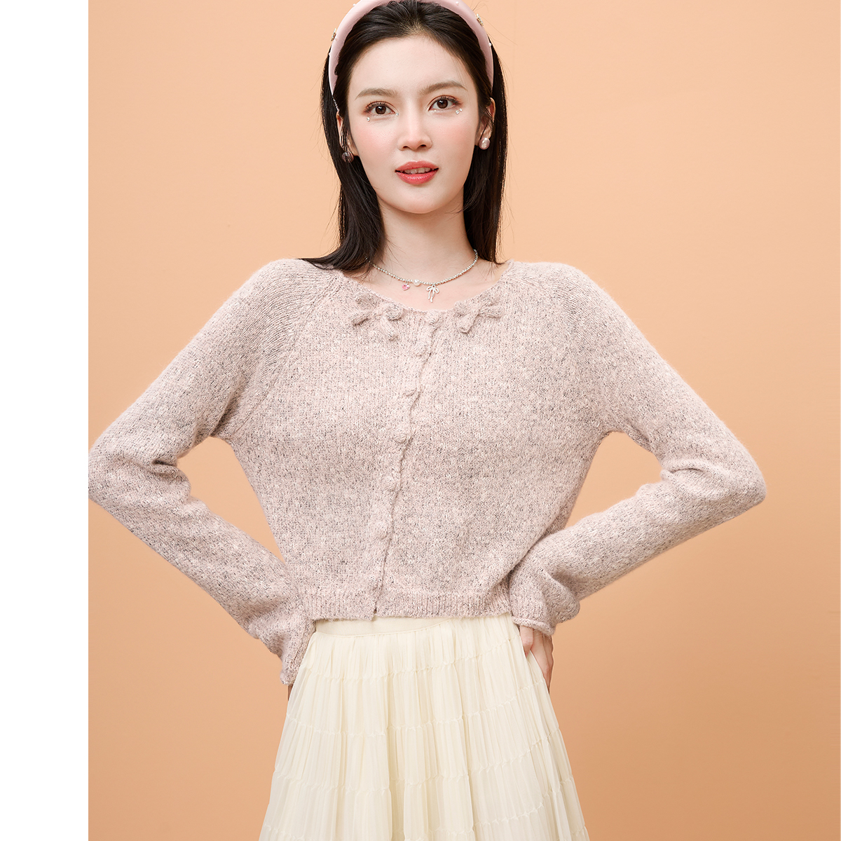 立体蝴蝶结装饰气质针织开衫