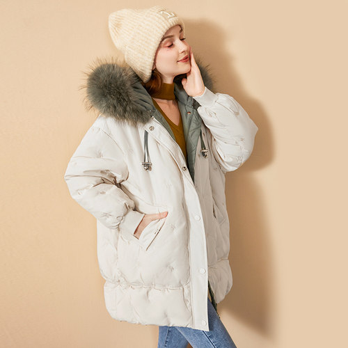 温柔系奶油羽绒服女冬季