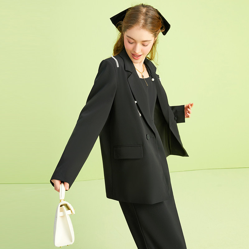 zklin高级感小众设计感修身小西装外套女小个子休闲2025春秋新款