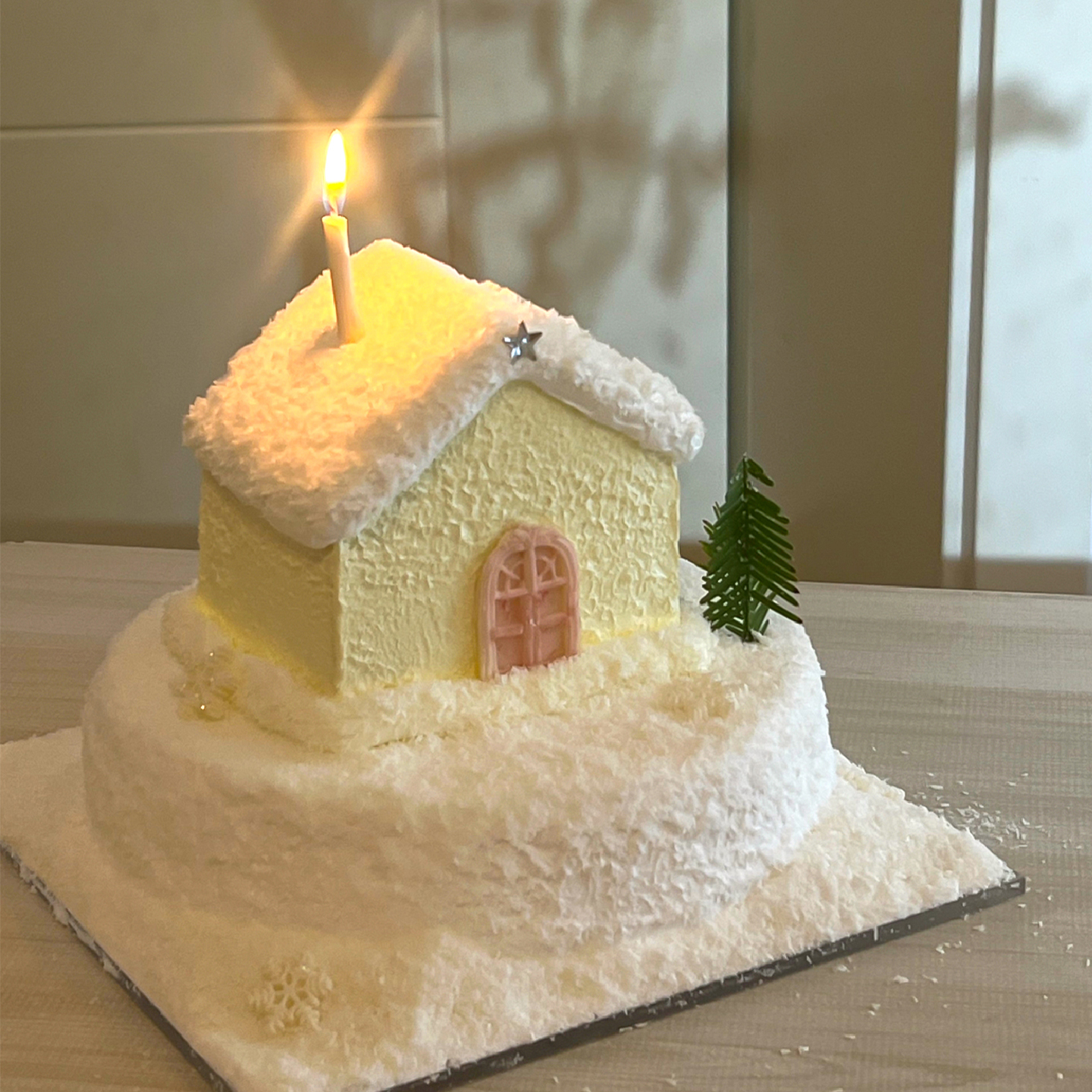 浪漫圣诞节主题雪景甜品屋创意奶油小房屋五角星螺纹蜡烛蛋糕装饰