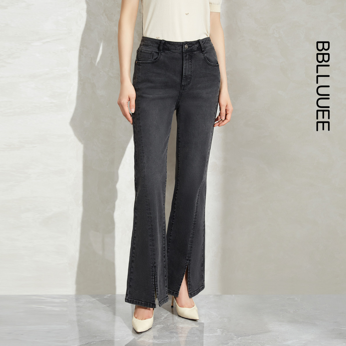 衣橱微喇叭牛仔裤BBLLUUEE