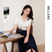 精致贴花 粉蓝衣橱2025夏装 新款 优雅醋酸连衣裙撞色短袖 礼服裙