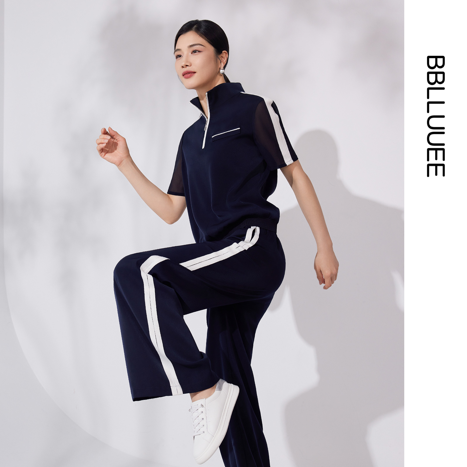 【时尚减龄卫衣套装】粉蓝衣橱2025夏撞新款动感拼色运动两件套女