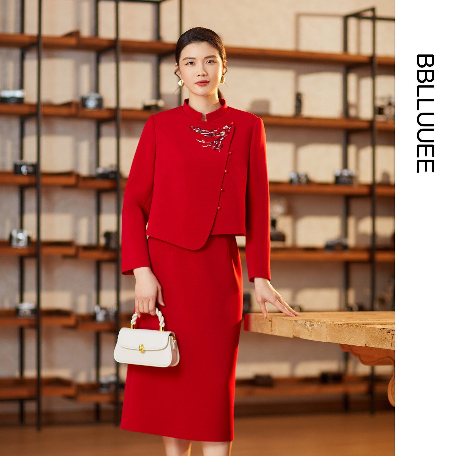 【中国红贵气套装】粉蓝衣橱春装新中式贴花刺绣上衣半裙两件套女,女装/女士精品,时尚套装,淘宝优惠券,粉丝福利购,淘宝优惠卷