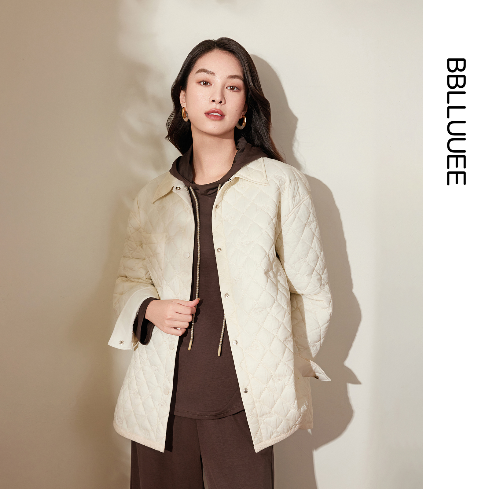 菱格绗缝 衬衫领 宽松短外套