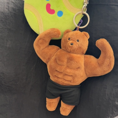 可爱个性小众恶搞力量健身腹肌肉毛绒小熊玩偶挂件钥匙扣包包挂