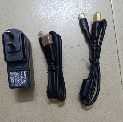 七彩虹Colorfly C10 C4 CK4 MP3播放器沉金电源线 数据线2a充电器