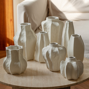 饰品摆件 创意陶瓷花瓶样板间玄关酒店民宿花器装 法式 简约设计师款