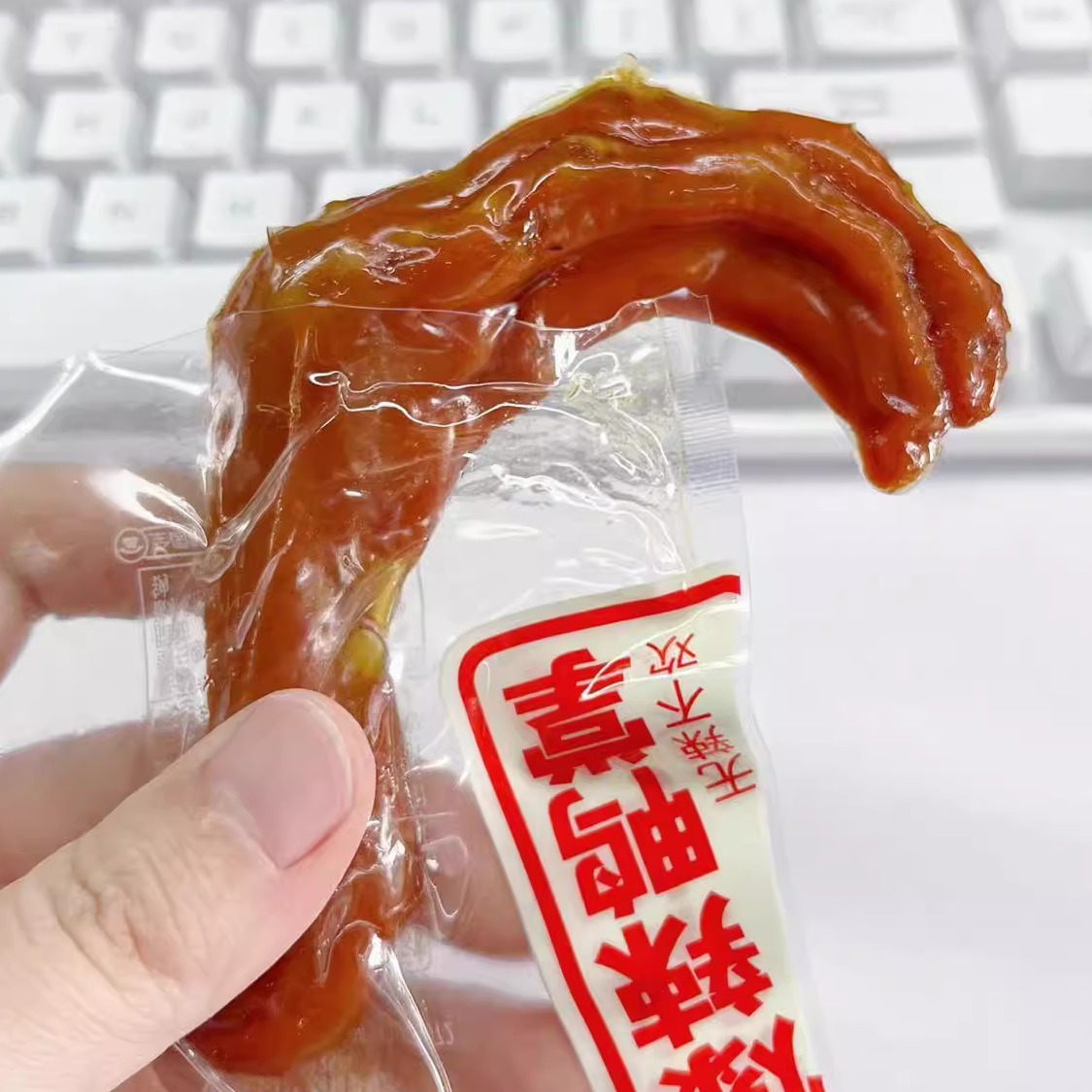 菜鸟联盟辣味鸭爪卤味鸭掌