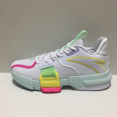 安踏轻狂3篮球鞋男2022夏季新款实战耐磨低帮透气运动鞋112221618