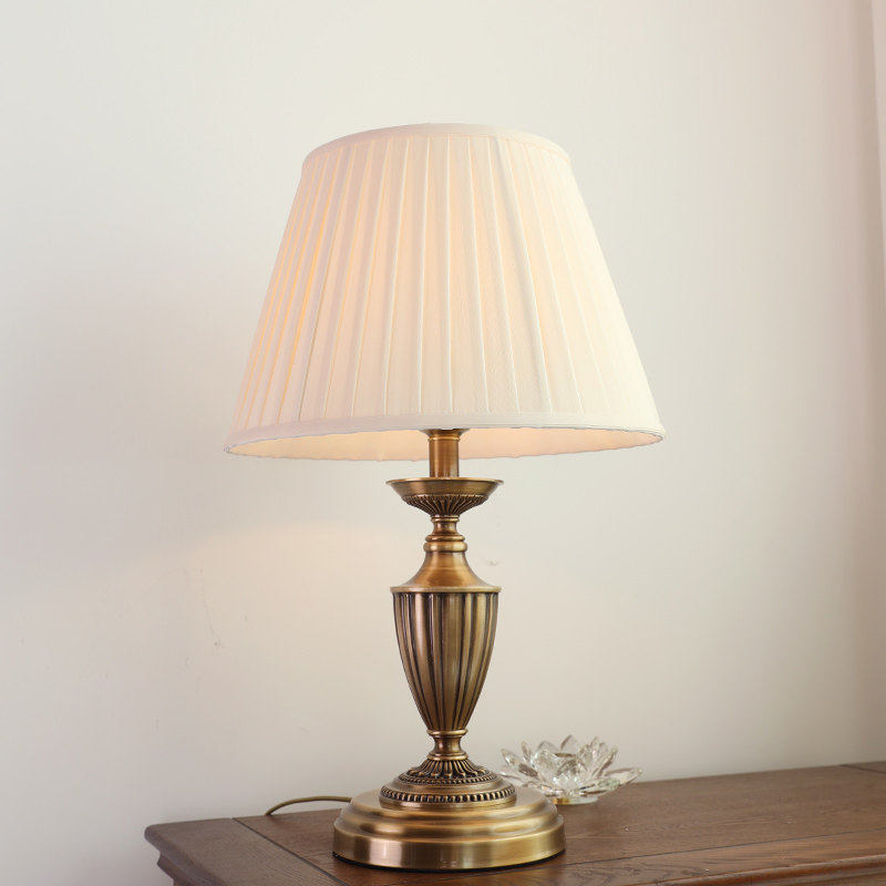 美式台灯卧室床头灯简约欧式客厅落地装饰灯书房照明全铜台灯