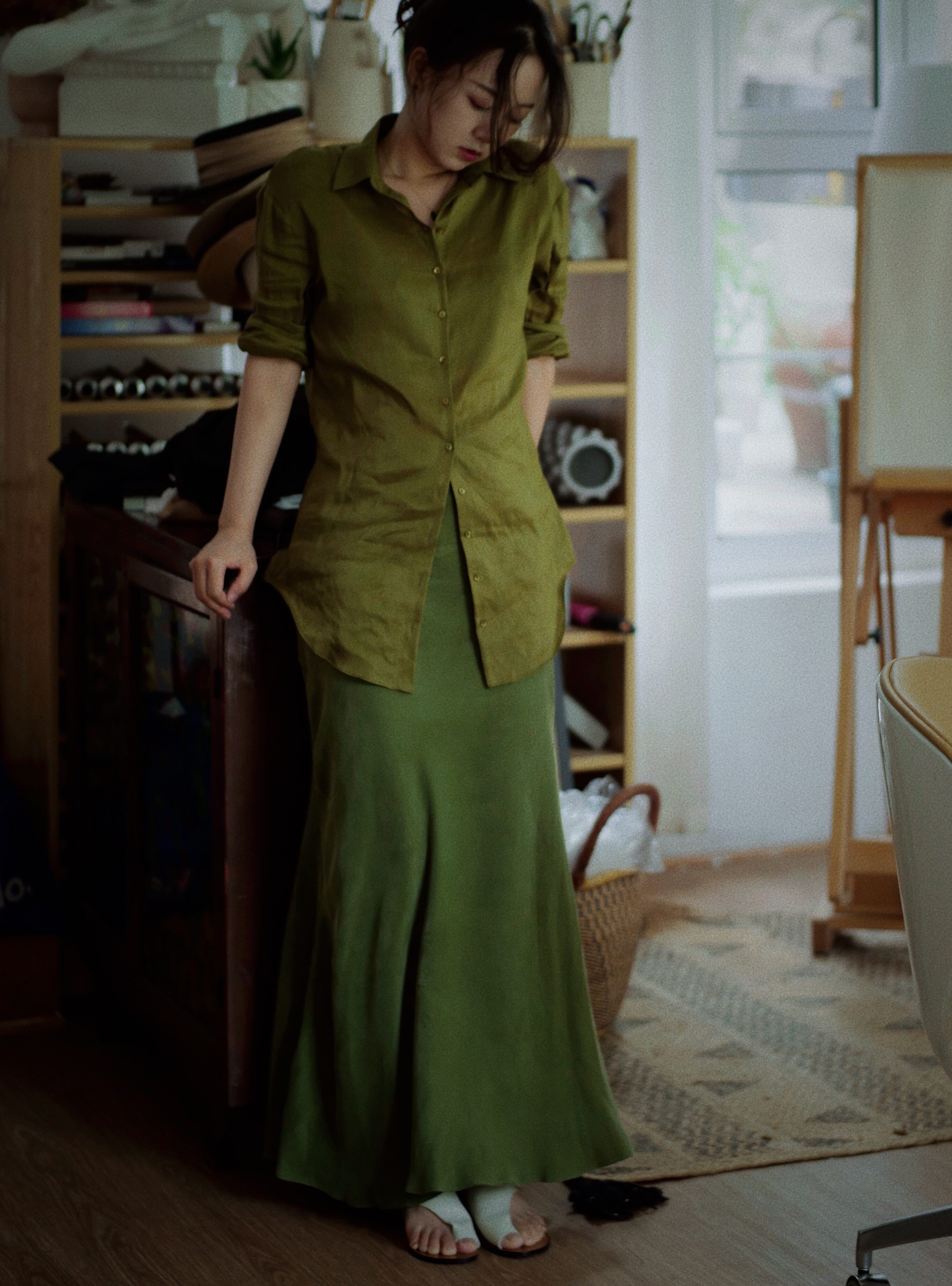 julslan自制 赎罪绿 颜色绝美 显瘦气质真丝亚麻衬衫 铜氨丝半裙
