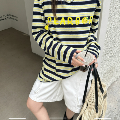 卓娃26年春款圆领套头宽松休闲字母刺绣条纹显瘦长袖T恤Z3007