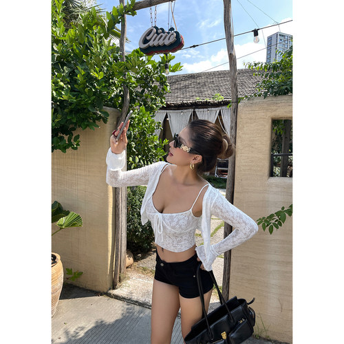 井也 性感辣妹系带蕾丝小吊带+长袖短款开衫两件套女夏季新款套装