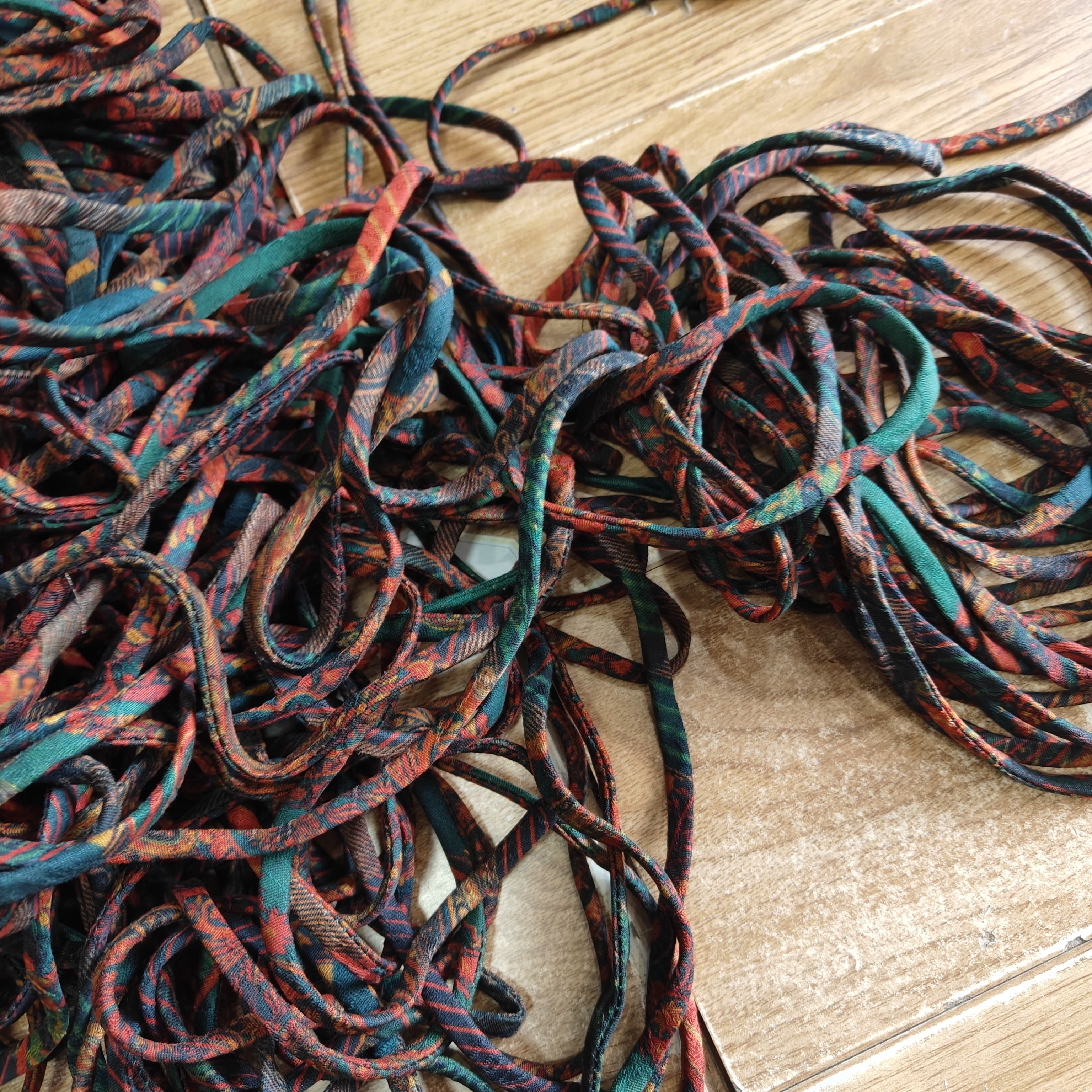 香云纱绳子桑蚕丝过泥斜裁配饰 绢丝老布料手工DIY真丝绳子带子