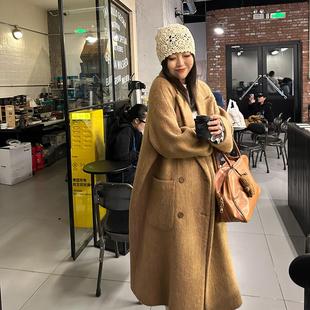 蒋哇塞 翻领高级感骆驼绒中长款卡其色韩系宽松毛呢外套过膝女