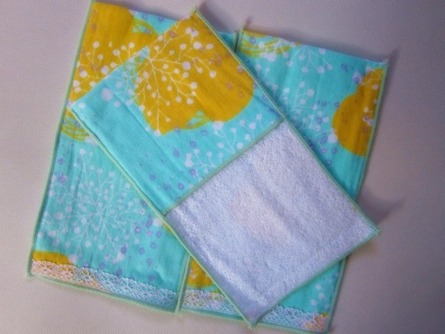 双层纱布儿童洗浴带花边美容面巾