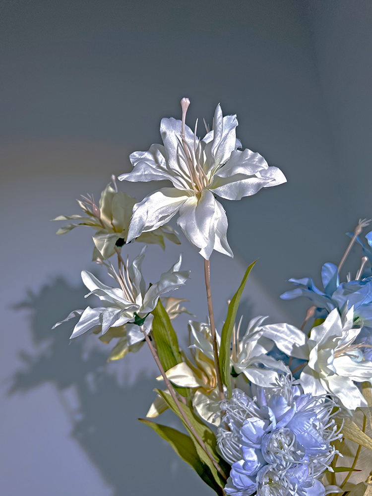 风铃绢花一只自带珠光仿真花