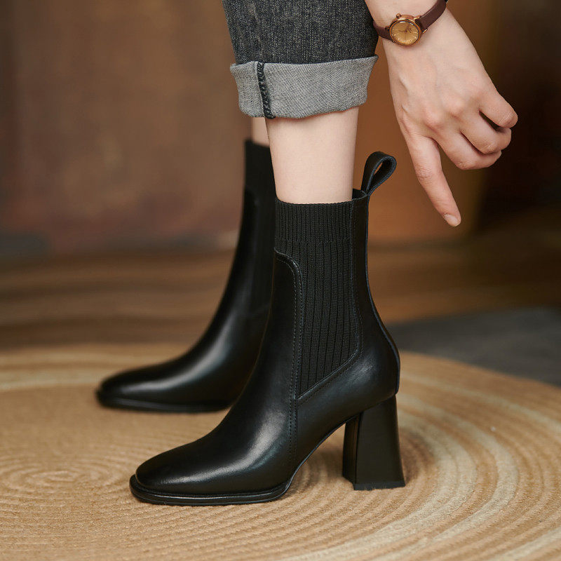 2025年秋冬新款真皮马丁靴粗跟高跟显瘦短靴方头复古毛线靴单靴女