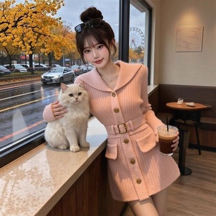 温柔风粉色长袖针织连衣裙女冬季新款绝美气质收腰超仙爆款高贵