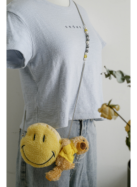 SMILEY笑脸趴趴斜挎包女毛绒公仔 口红耳机包零钱包长款毛衣链包