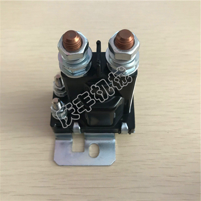 挖掘机 东风汽车康明斯3916302启动断电器马达继电器起动机继电器