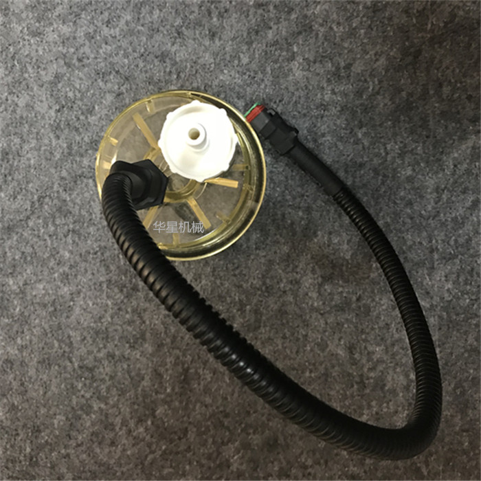 挖机配件适用小松PC200/210/240-8油水分离器积水杯滤杯带传感器