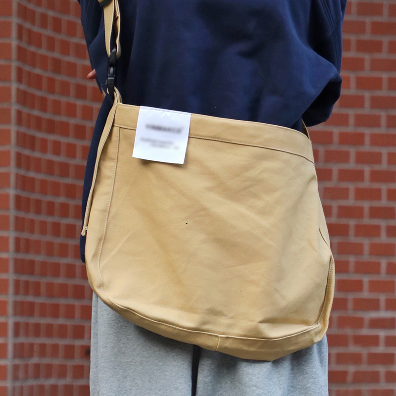 大容量帆布包男日系原宿工装风邮差包潮学生背包休闲单肩斜挎包女
