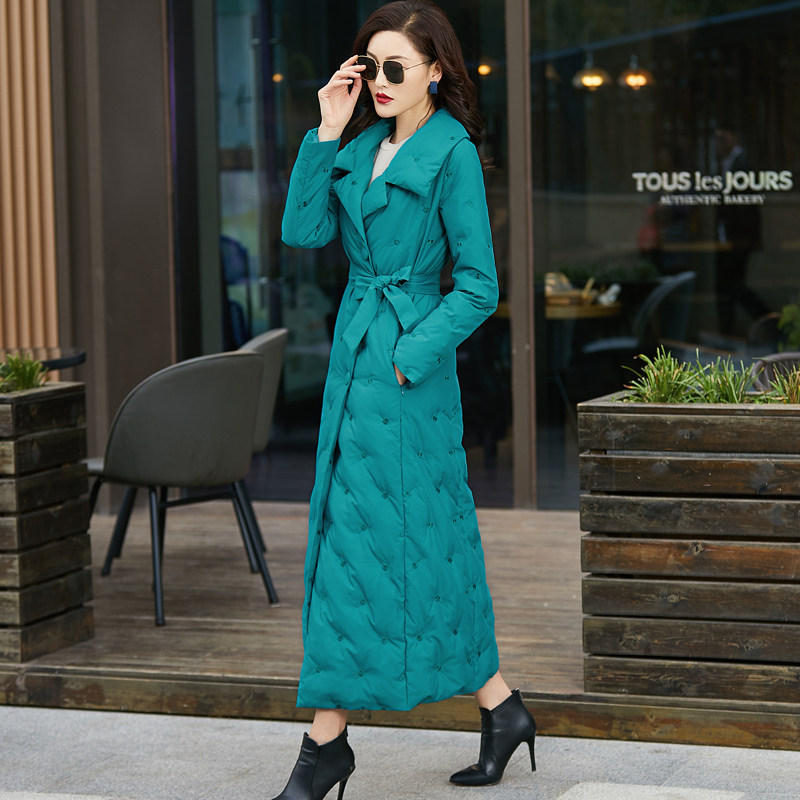 2025新款羽绒服女爆款加厚时尚长款到脚踝修身轻薄白鸭绒外套过膝