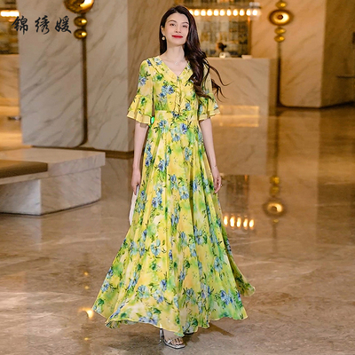 2026新款碎花连衣裙女夏长款