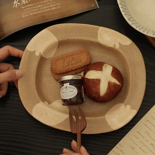 胡桃集市定制款日式复古早餐盘侘寂风甜品盘椭圆盘沙拉盘家釉下彩