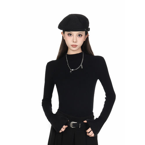 黑色半高领毛衣女2025秋