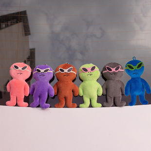 搞怪外星人创意毛绒玩具挂件可爱卡通公仔玩偶娃娃书包挂饰钥匙扣