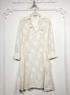 衣系列 D94605 时尚真丝连衣裙品牌女装折扣