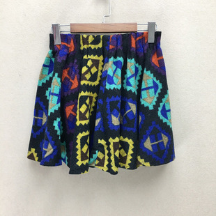 L5928切 G23 品牌折扣 短裙潮款