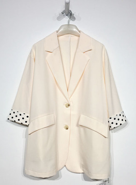 潮系列 D89342 时尚西装外套品牌女装折扣