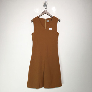 G7741确全 G23 品牌折扣 连衣裙潮款