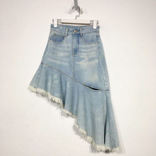 潮系列 D96023 时尚牛仔半身裙品牌女装折扣