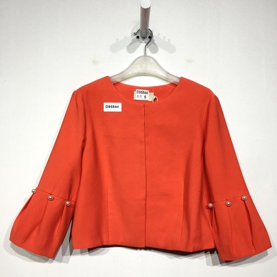 潮系列 D95844 时尚短款外套品牌女装折扣