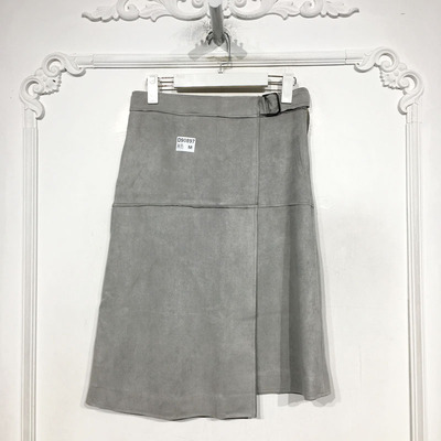 VE系列 D90897 时尚半身裙品牌女装折扣